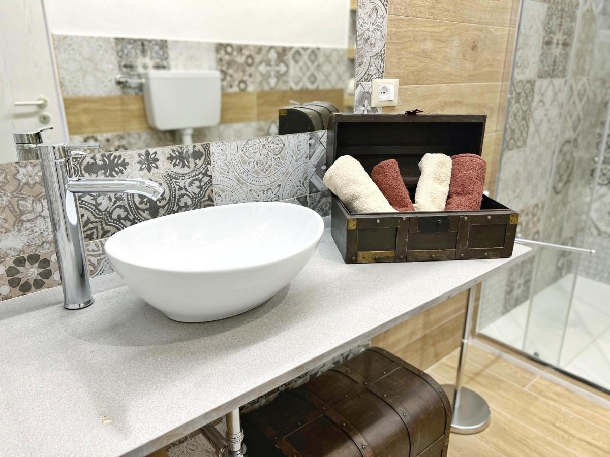 Luxury Tugurio Villa Arma di Taggia Exterior photo
